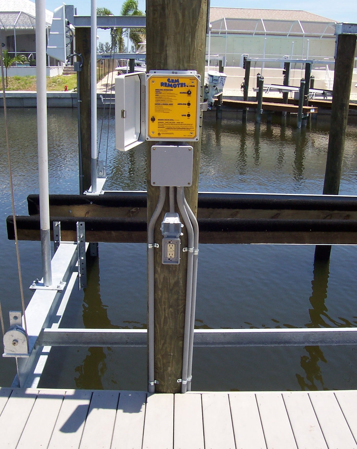 Jacksonville Beach boat lift gem remotes control sales service installation